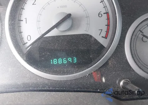 2009 Chrysler Town & Country Touring z USA, uszkodzony, nr VIN 2A8HR54199R512649